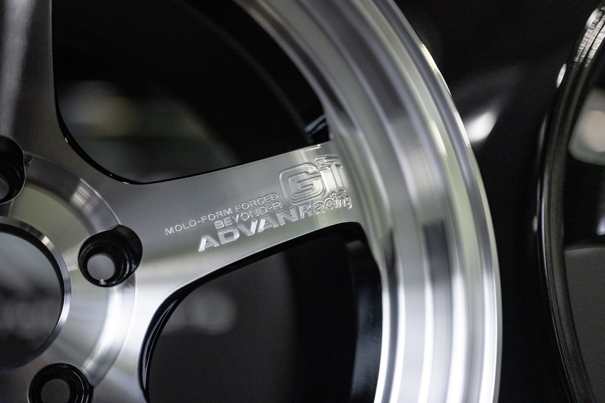 Advan GT Beyond-R 5x112 - Image 19