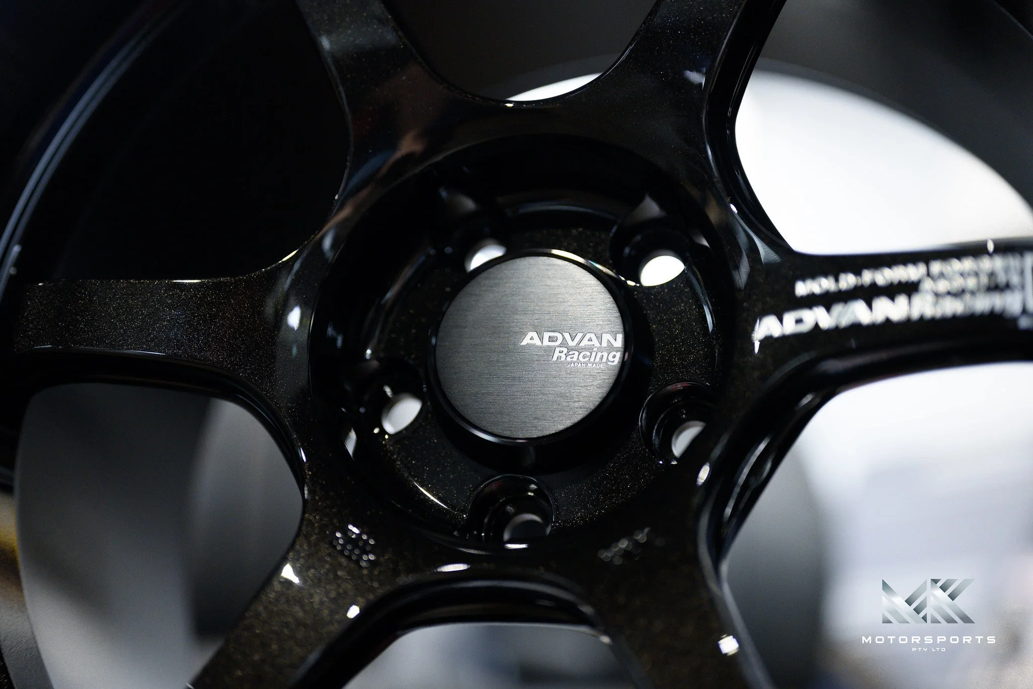 Advan Racing R6 for R35 GT-R - Image 5