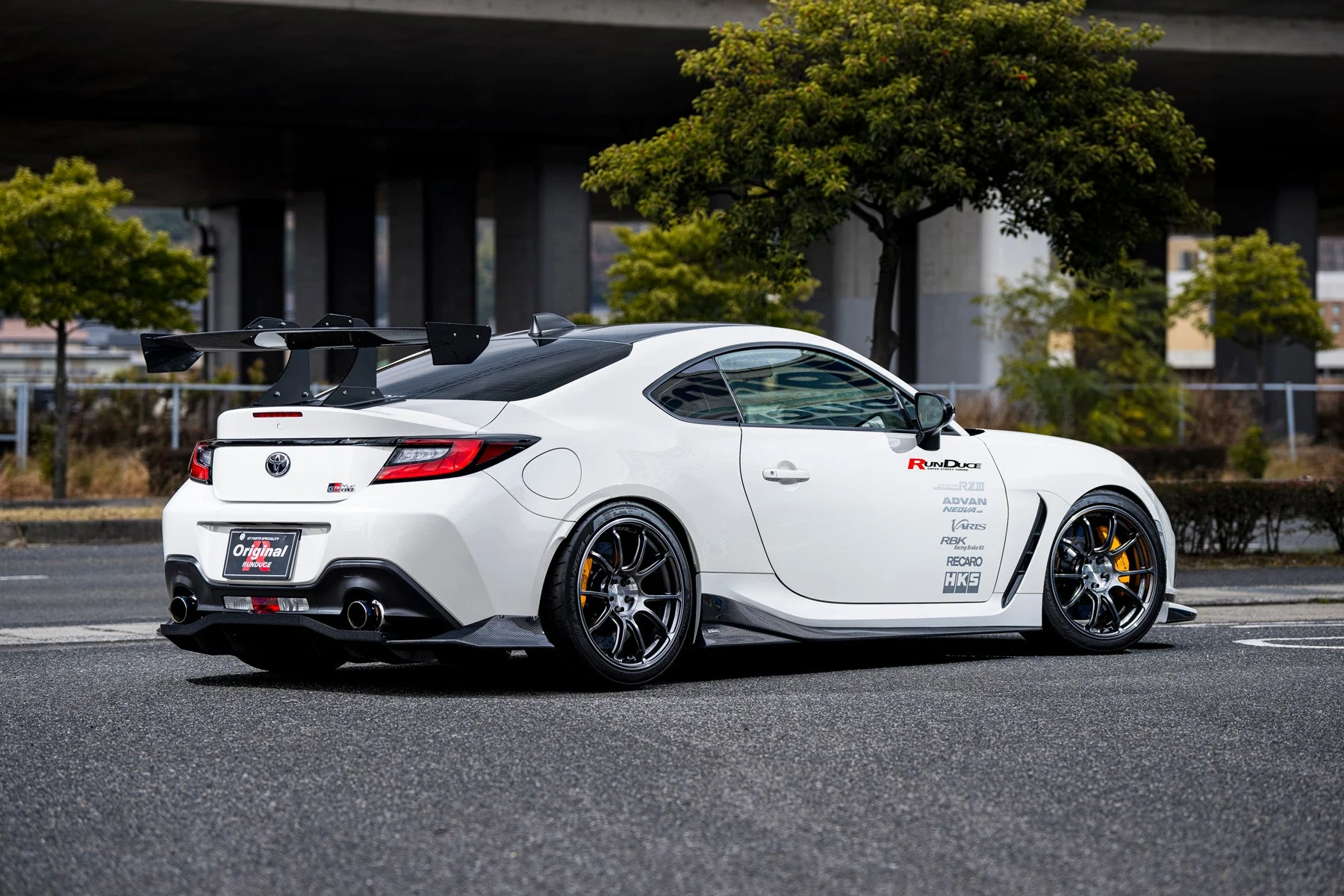Advan Racing RZIII 5x100 - Image 6