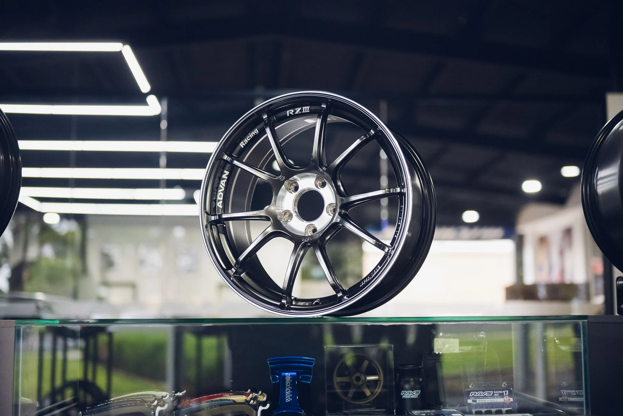 Advan Racing RZIII 5x114.3 - Image 2