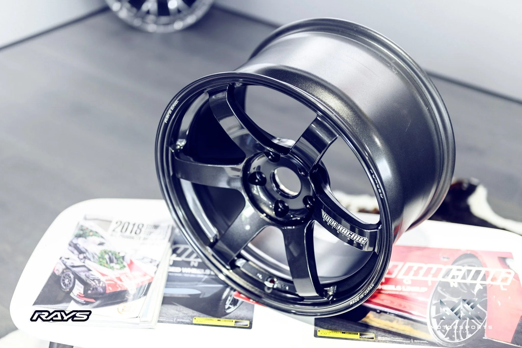 Volk Racing TE37 Saga S-Plus 17" - Image 2