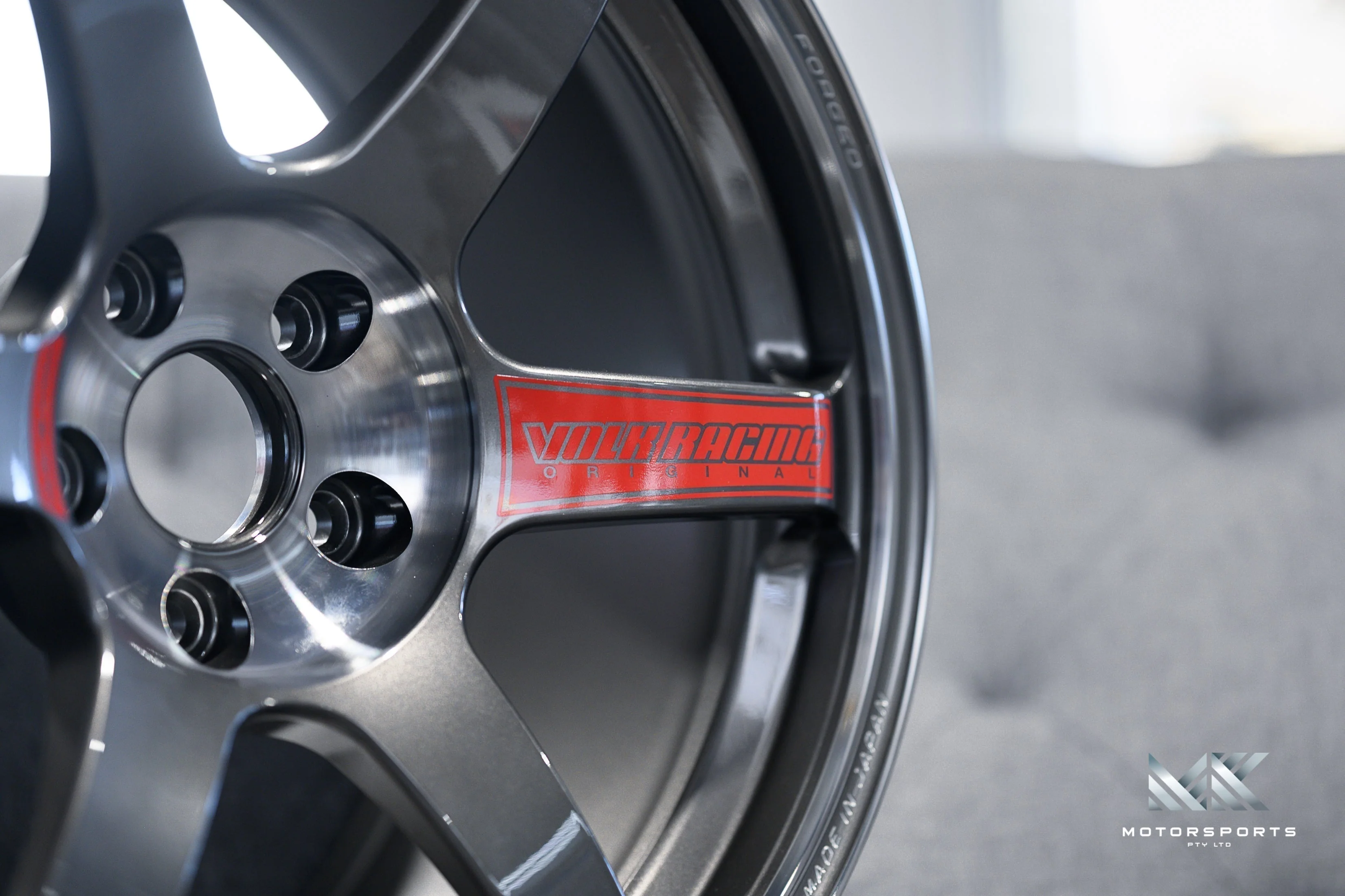 Volk Racing TE37 Saga SL - Obsolete Units - Image 5